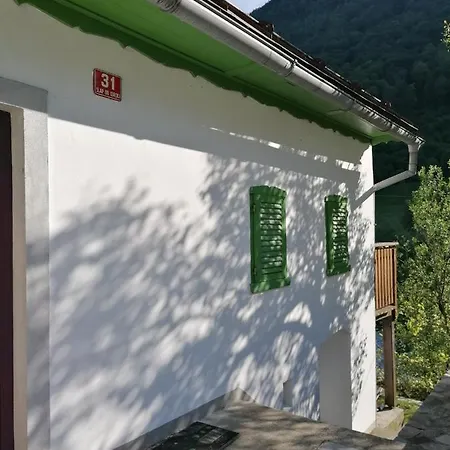 度假居 Pocitniska Hiska Medvejke Slap ob Idrijci